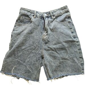 Low Rise Light Wash Jorts